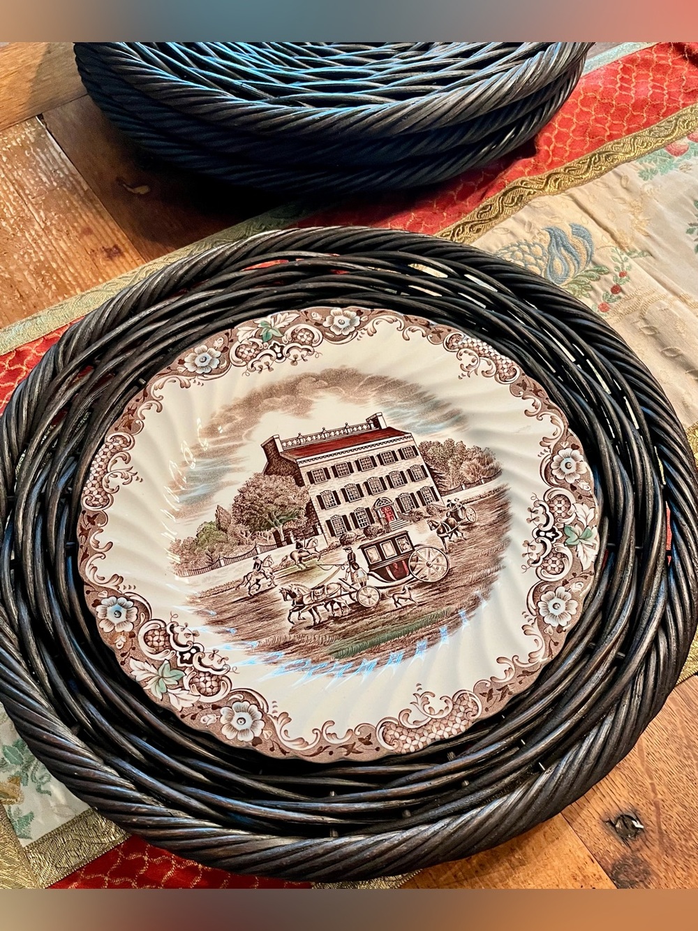 Set 4 Woven Rattan Chargers Plate Holders